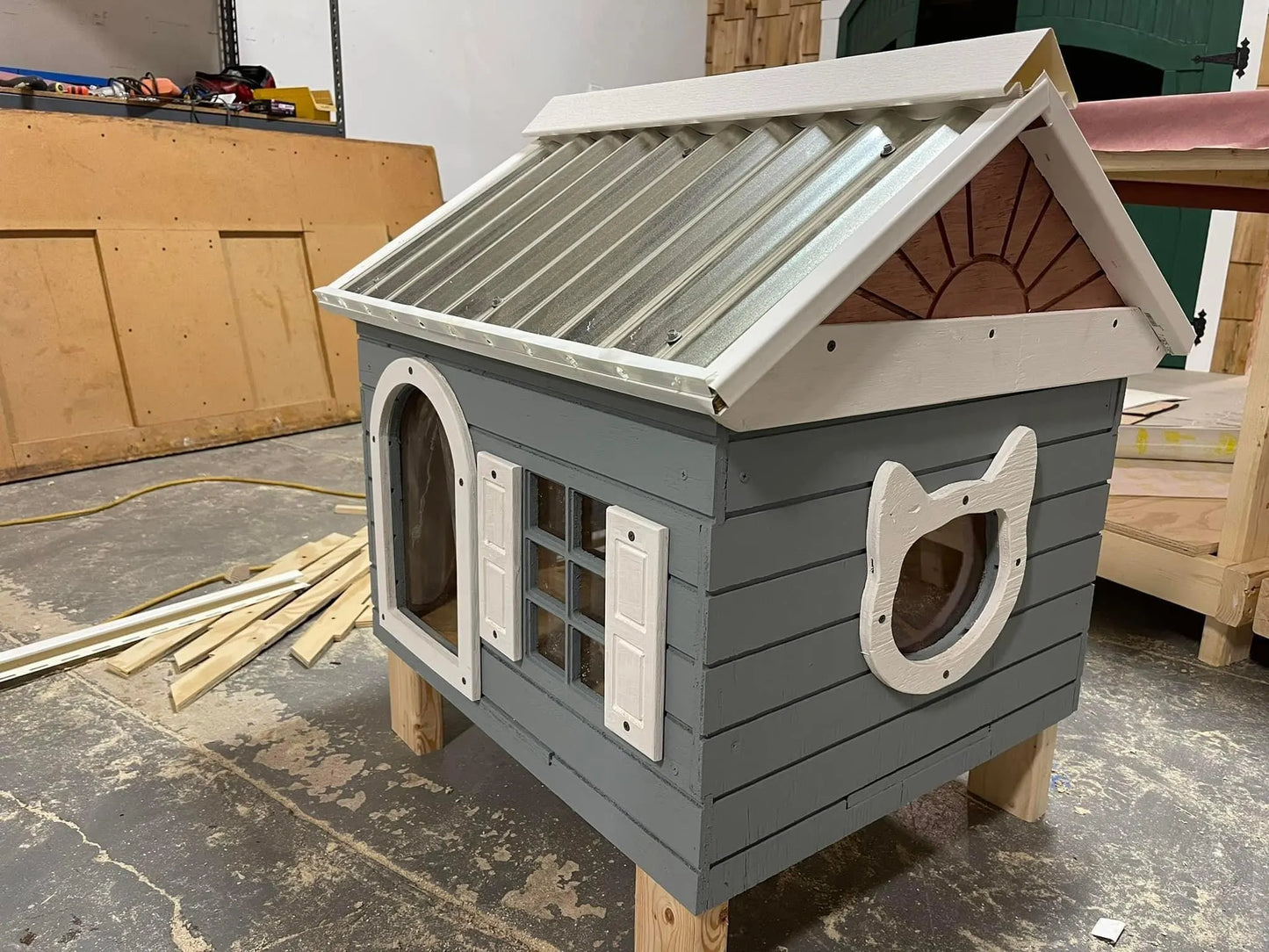Kritter Kribs Cat House — Flat-Packed Unpainted DIY Kit with Vacuum-Formed Roof