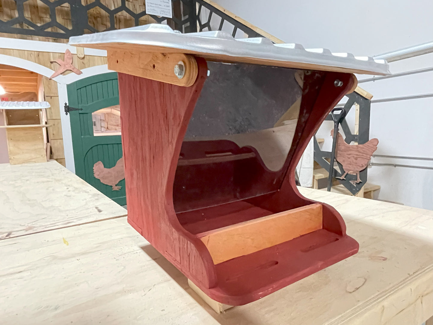 squirrel and wildlife feeder ￼