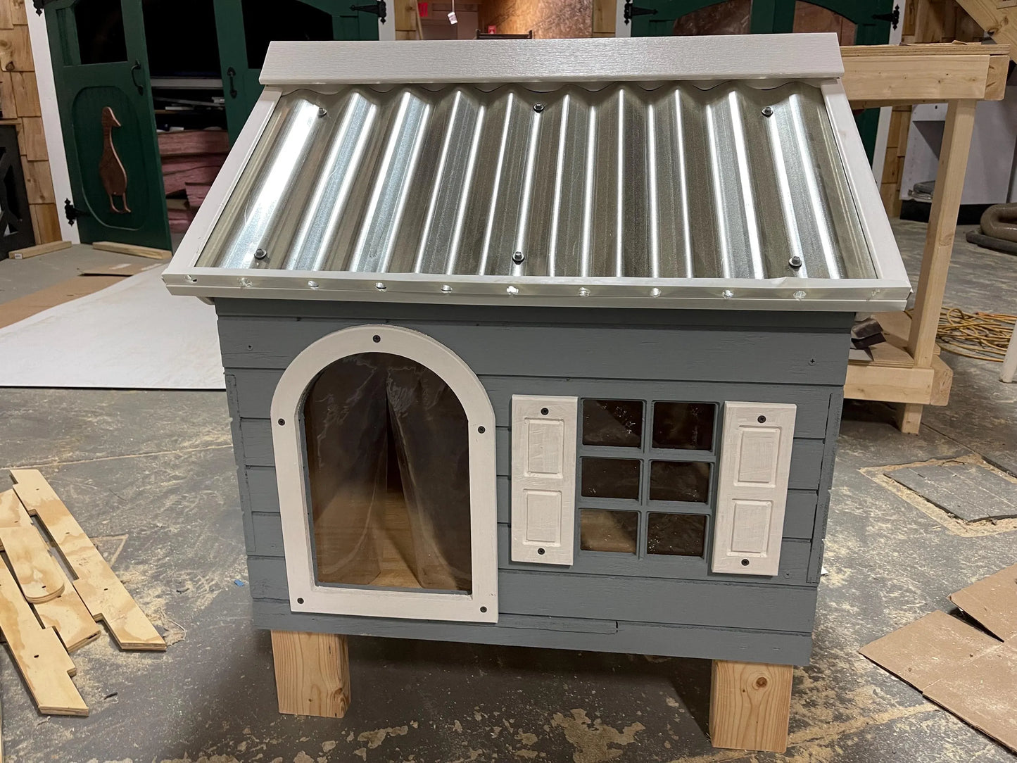 Kritter Kribs Cat House — Flat-Packed Unpainted DIY Kit with Vacuum-Formed Roof