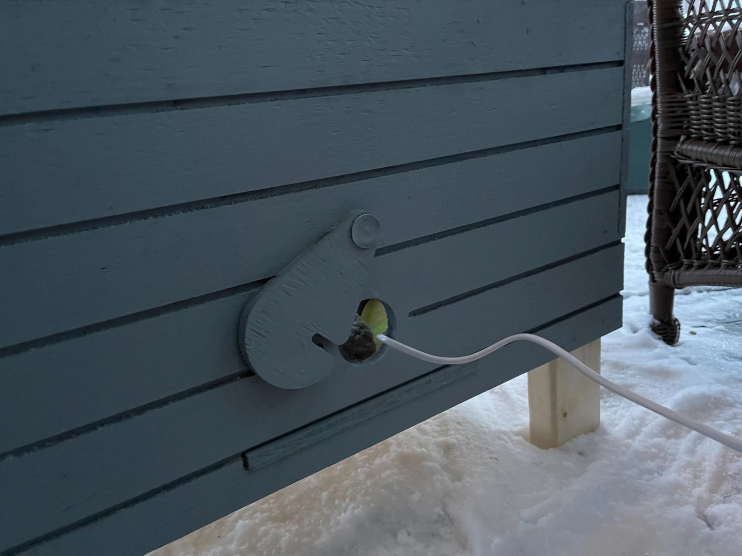 Kritter Kribs Cat House — Flat-Packed Unpainted DIY Kit with Vacuum-Formed Roof